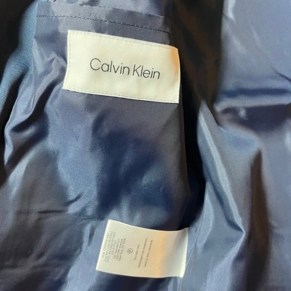 Calvin Klein Boys' 2-Piece Formal Suit Set/ size 10 - Picture 8 of 12